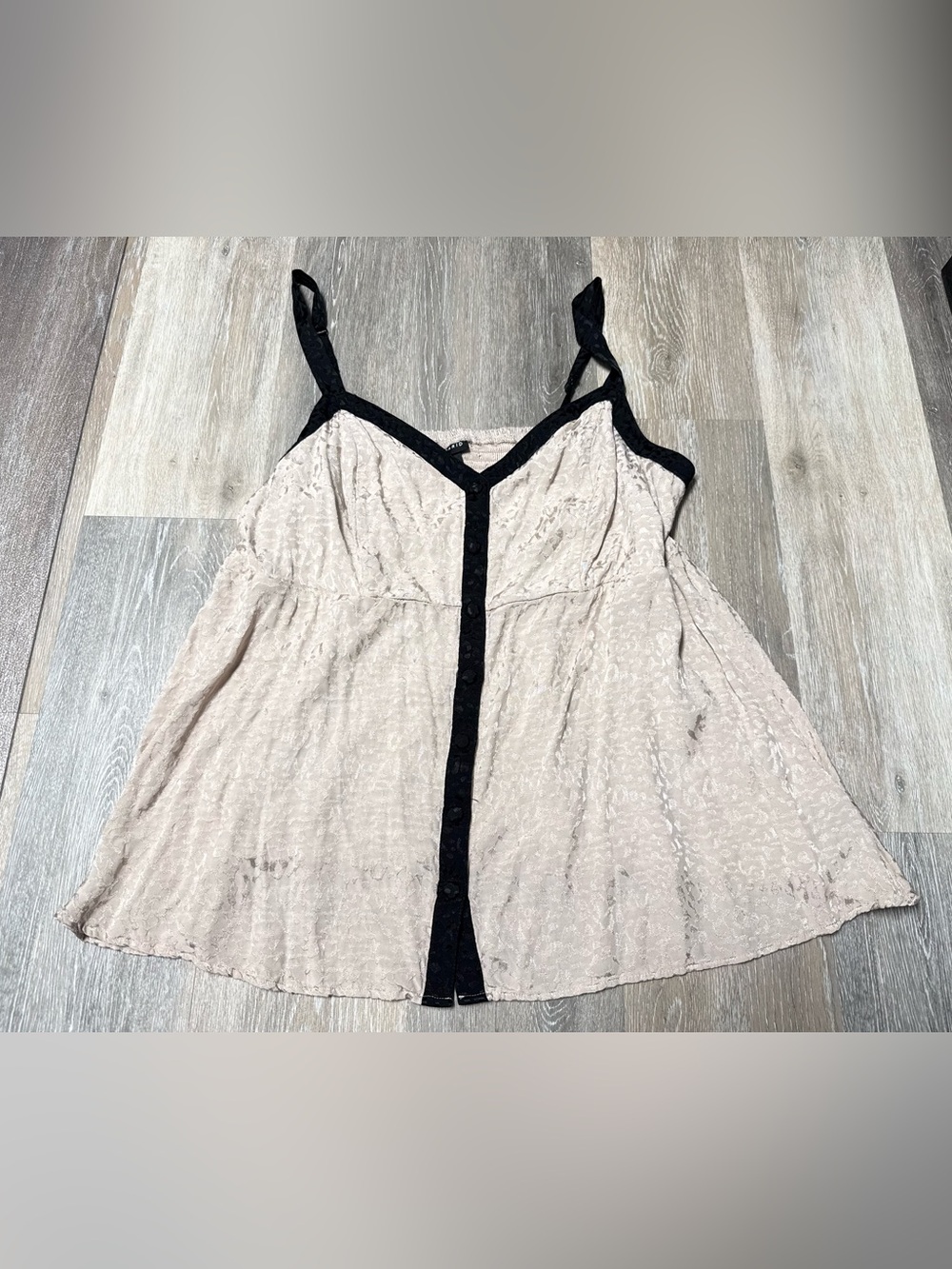 Torrid Beige Black Leopard Jacquard Babydoll Cami Top Size 3 3X Button Front